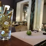 L'univers 4* Reims