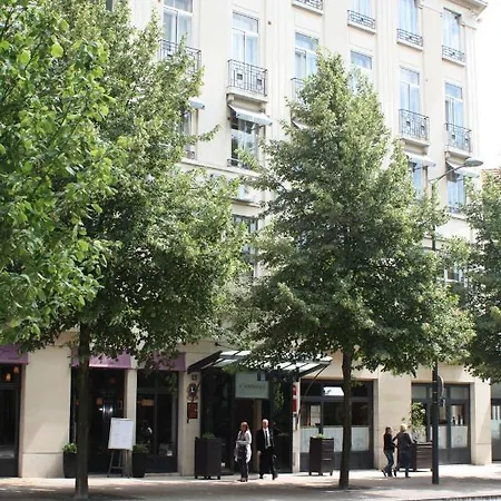 L'univers Отель