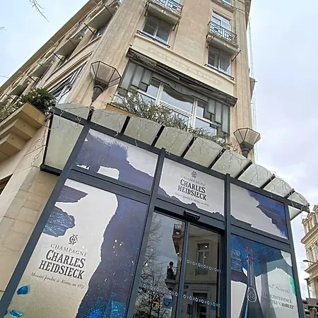 L'univers Hotel