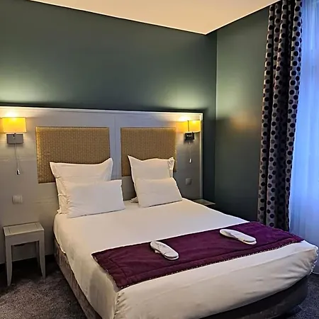 Hotel L'univers 4*