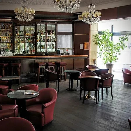 Hotel L'univers 4*